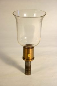 Appareil centrifuge à vase pour paraboloïde