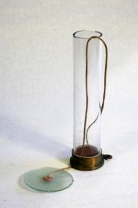 Tube avec obturateur