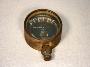 Manomètre de Bourdon (2)
