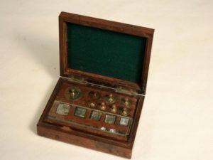 Boîte de masses marquées