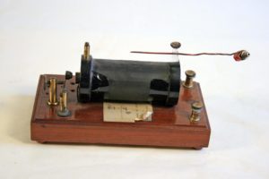 Bobine de Ruhmkorff (1)