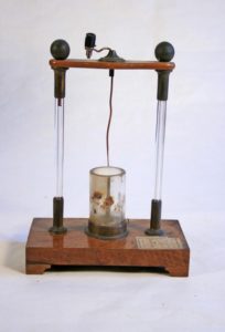 Perce verre ou perce carte