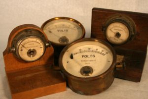 Ampèremètres et voltmètres MORLOT
