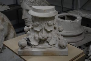 Chapiteau gothique