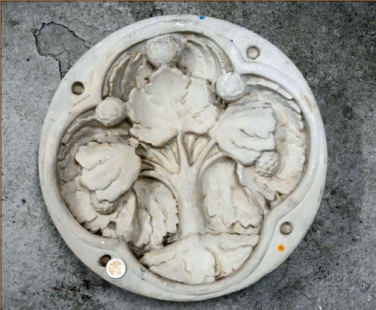 Quadrilobe à motif végétal